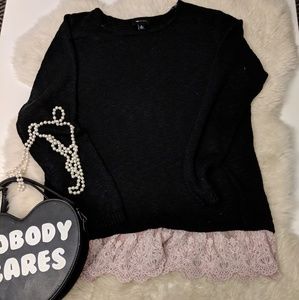 ‼️☑️SOLD☑️‼️Pi and Black lace lolita sweater dress